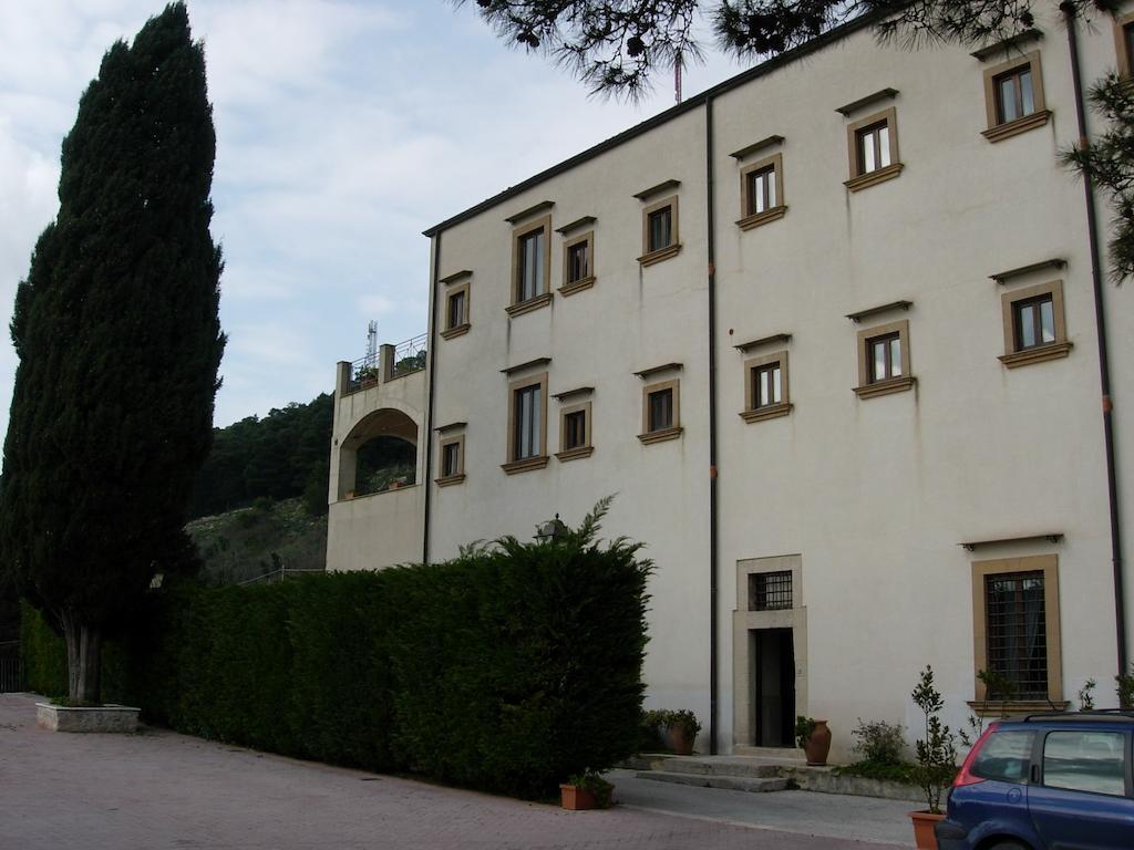 Eremo Hotel Casa Del Sorriso Erice Exteriör bild